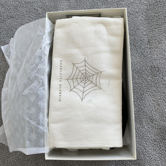 Charlotte Olympia Kitty Flats Black and Gold - Picture 8 of 12